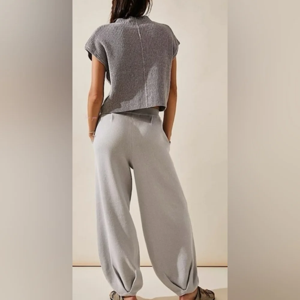 Free People Freya Set-Gray Wide-Leg Pants and matching cropped sweater NWT - Picture 2 of 11